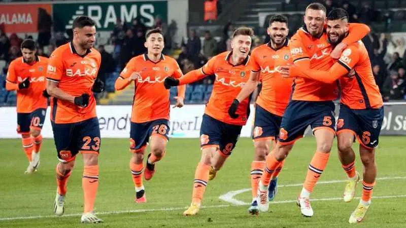 Başakşehir, 4 maç sonra kazandı