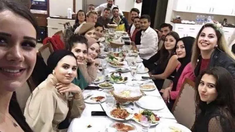 Dilan Polat’ın 'Şampiyonlar Ligi' fotoğrafında bulunan fenomenlere soruşturma