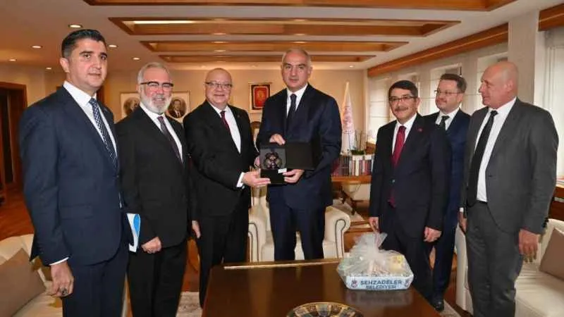 Bakan Ersoy, Manisa Mesir Festivali’ne davet edildi