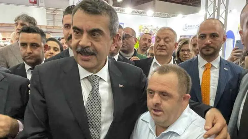 Milli Eğitim Bakanı Tekin, 'Engelsiz Yaşam Fuarı Farkındalık Zirvesi’ne katıldı