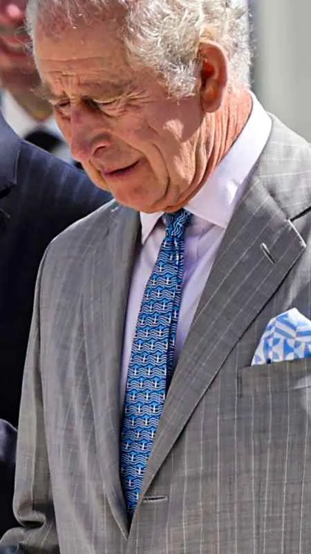Kral Charles, Yunanistan bayraklı kravatı ile gündem oldu