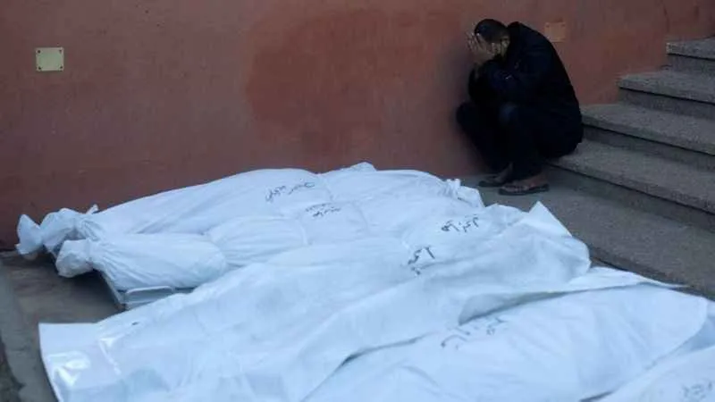 İsrail gece boyunca Gazze Şeridi’ni vurdu: 51 ölü