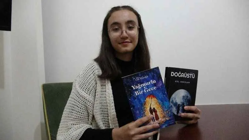 Ispartalı öğrenci dördüncü kitabını yazdı