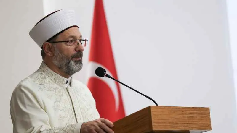 Ali Erbaş: "Çocuklarımıza ne kadar iyi rehberlik yapabilirsek, geleceğimiz o kadar güzel olacaktır”