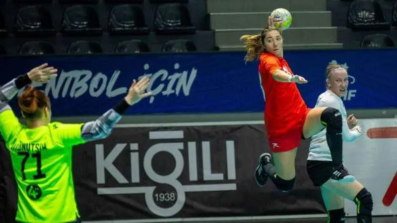 A Milli Kadın Hentbol Takımı, Slovakya'yı 29-27 mağlup etti