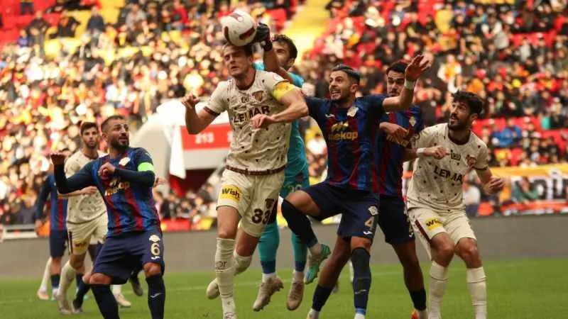 Ziraat Türkiye Kupası: Göztepe: 3 - 1461 Trabzon: 0