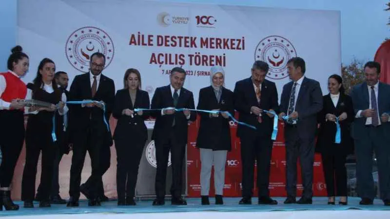 Bakan Göktaş, Şırnak Aile Destek Merkezi ve Kadın Yaşam Merkezinin açılışını yaptı