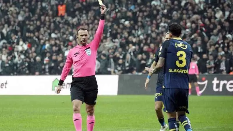 Samet Akaydin cezalı duruma düştü