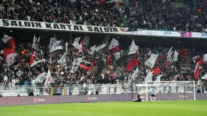 Beşiktaş yeni stadında ligde Fenerbahçe’ye ilk kez kaybetti
