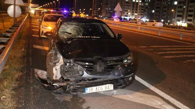 Kayseri'de otomobilin çarptığı bisikletli hayatını kaybetti