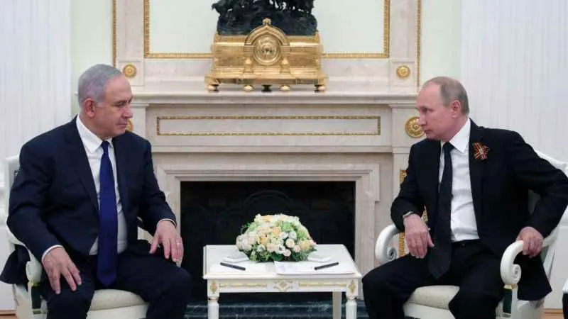 Putin ve Netanyahu telefonda görüştü