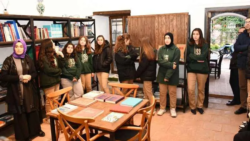 İznik Belediyesi tarih arşivine katkı sunuyor