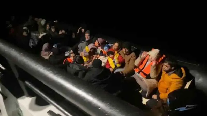 Ayvalık’ta 39 düzensiz göçmen yakalandı