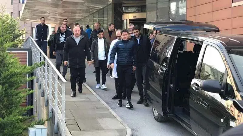 Halil Umut Meler taburcu edildi