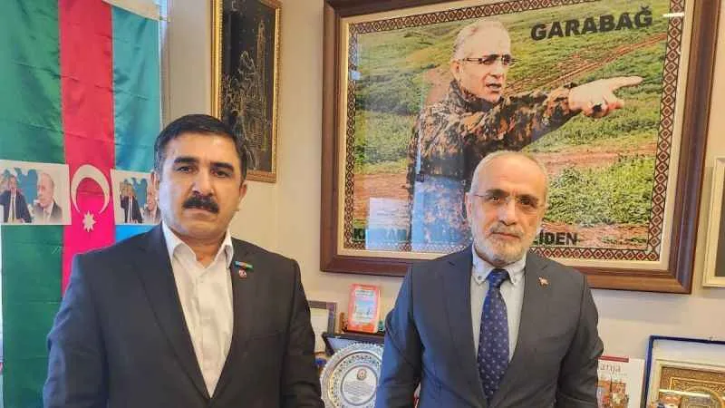 Cumhurbaşkanı Başdanışmanı Topçu, Azerbaycan’ın milli kahramanı Hüseyinli ile görüştü