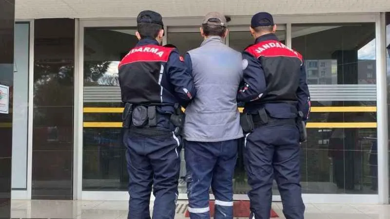 Jandarmadan aranan şahıslara operasyon: 23 kişi tutuklandı