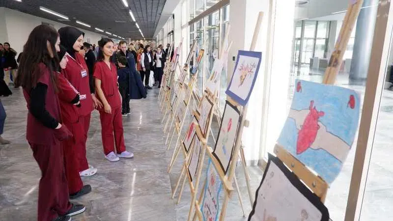 Çocuklar çizimleriyle organ bağışını anlattı