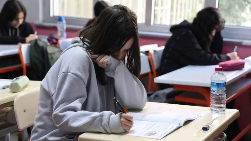 Çocuğunuza 'yaramaz' deyip hiperaktiviteyi görmezden gelmeyin