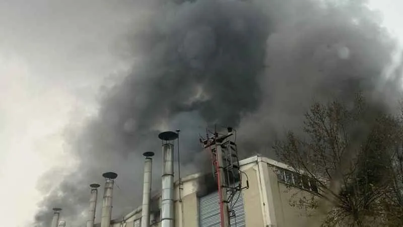 Bursa'da tekstil fabrikasında büyük yangın