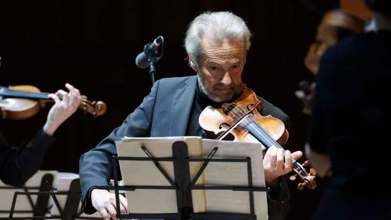 Ünlü keman virtüözü İş Sanat sahnesinde