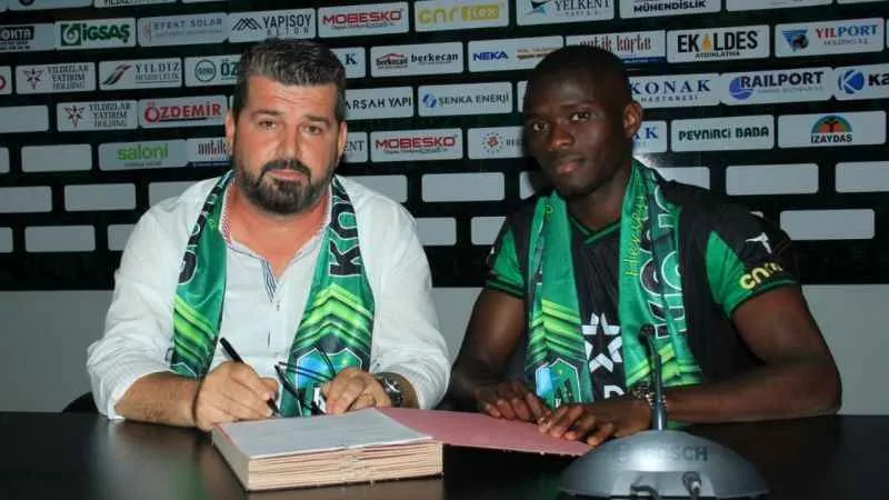 Nijerya’da yakalandığı sıtma hastalığı sebebiyle hayatını kaybeden Kocaelispor Asbaşkanı toprağa verildi
