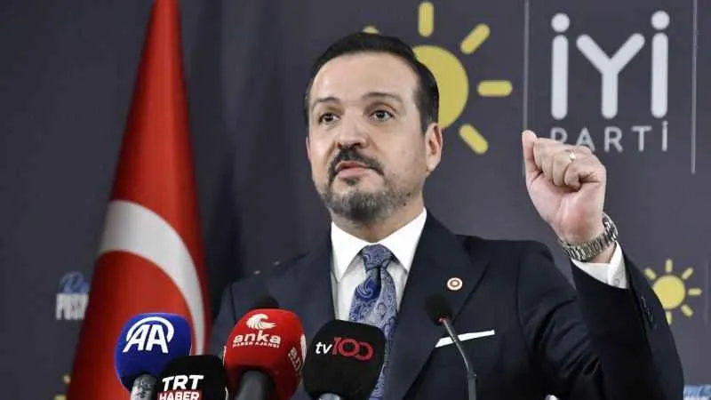 İYİ Parti Sözcüsü Zorlu'dan CHP çıkışı: "Bunun adı operasyon siyasetidir"