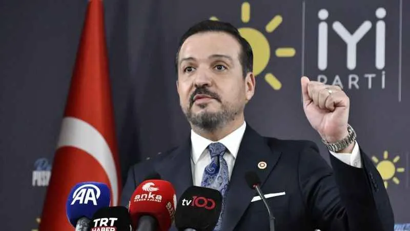 İYİ Parti Kürşad Zorlu'dan ortak bildiriye imza atmayan partilere tepki