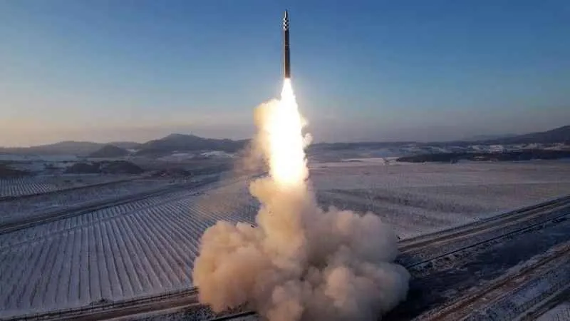 Kuzey Kore: "Kıtalararası balistik füze Hwasong-18, başarıyla test edildi"