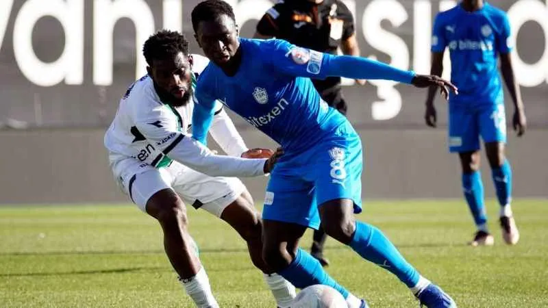 Trendyol 1. Lig: Tuzlaspor: 1 - Sakaryaspor: 3