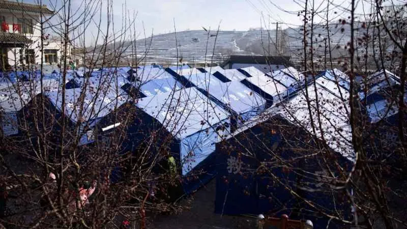 Çin'deki deprem felaketinde can kaybı 131'e yükseldi