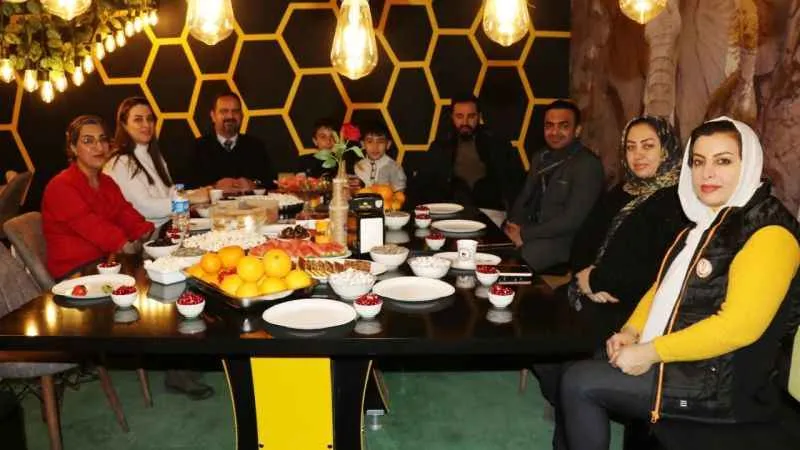 İranlılar senenin en uzun gecesini Van’da geçirdi