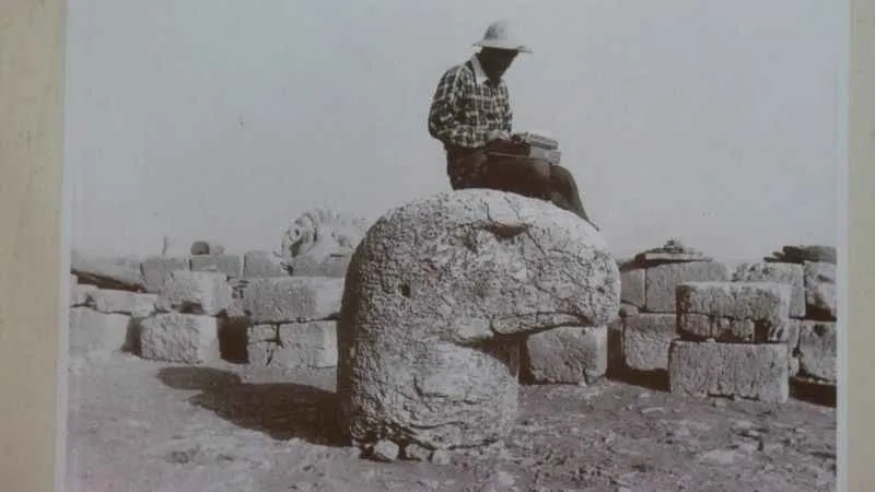 Alman arkeoloğun fotoğraf arşivi Türkiye'ye teslim edildi