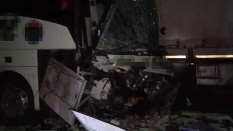 Bingöl'de kazada 8 kişi yaralandı