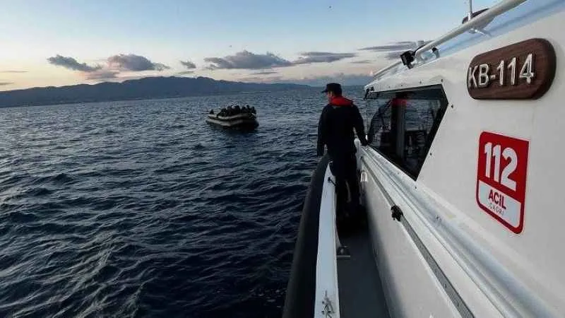 Muğla’da Yunanistan'ın ittiği 42 düzensiz göçmen kurtarıldı