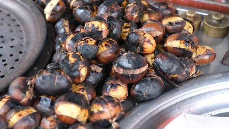 Pişmiş kestanenin kilosu 500 lira