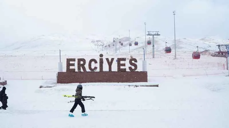 Erciyes Kayak Merkezi yılbaşına hazır