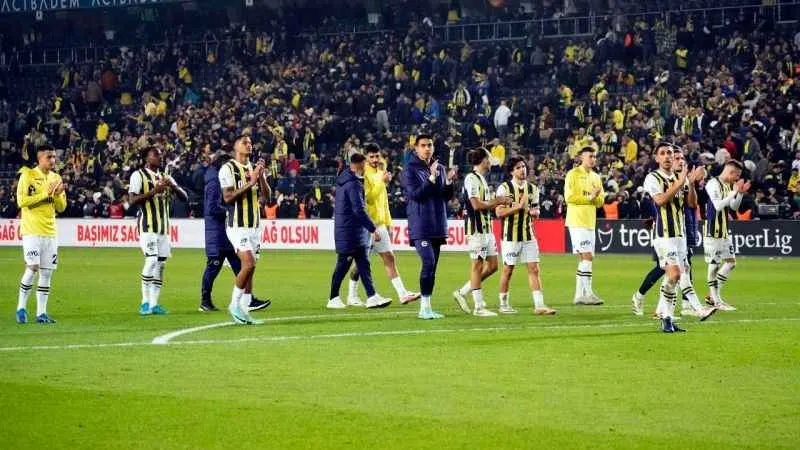 Fenerbahçe'nin galibiyet serisini Galatasaray durdurdu
