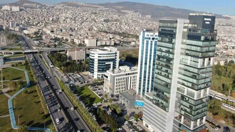 Eylem Ulutaş: İzmir'de yüzde 60 ila 70 oranında yapının dönüşüme ihtiyaç var