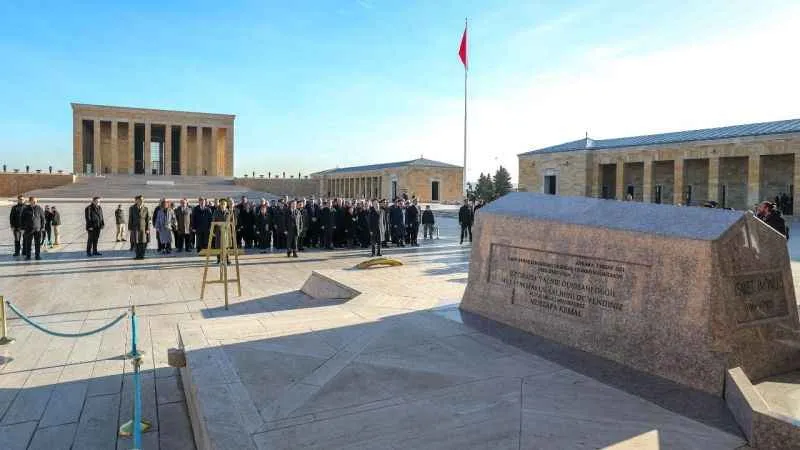 İsmet İnönü, ölümünün 50. yılında törenle anıldı
