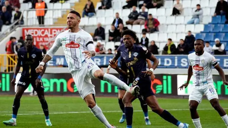 Kasımpaşa ile Çaykur Rizespor puanları paylaştı