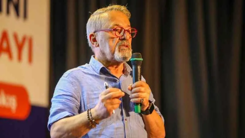 Deprem Bilimci Prof. Dr. Naci Görür: "Marmara Bölgesi’ni nereye taşıyacağız?"