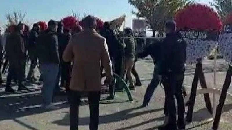 Şehit cenazesinde CHP'ye tepki