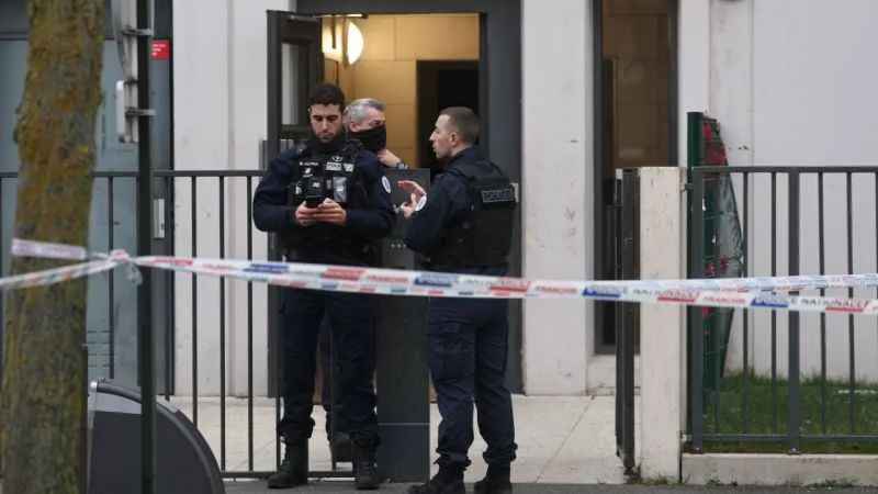 Fransa’da anne ile 4 çocuğu evde ölü bulundu, baba gözaltına alındı