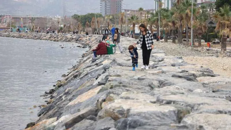 Hataylı vatandaşlar 2023'ü unutmayı ümit ediyor