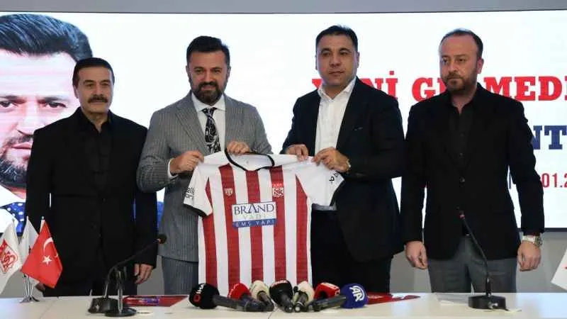 Bülent Uygun imzayı attı