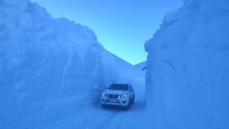 Kar kalınlığı 6 metreye ulaştı