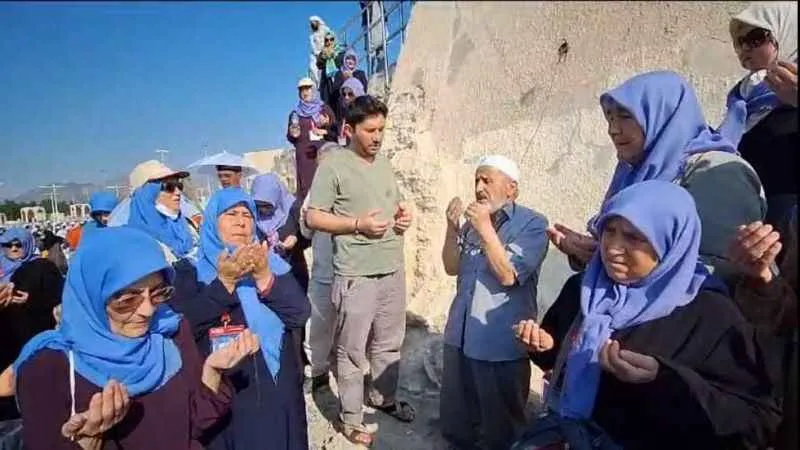 Umrede eller yağmur duası için açıldı