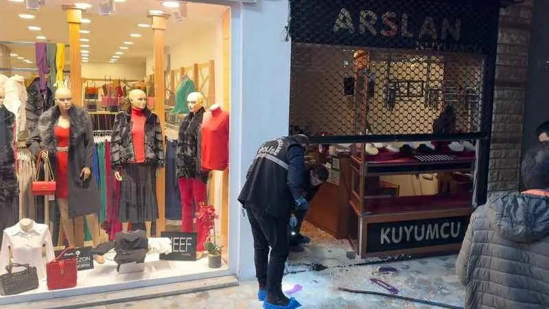 Bursa'da kuyumcudan 500 bin TL'lik hırsızlık