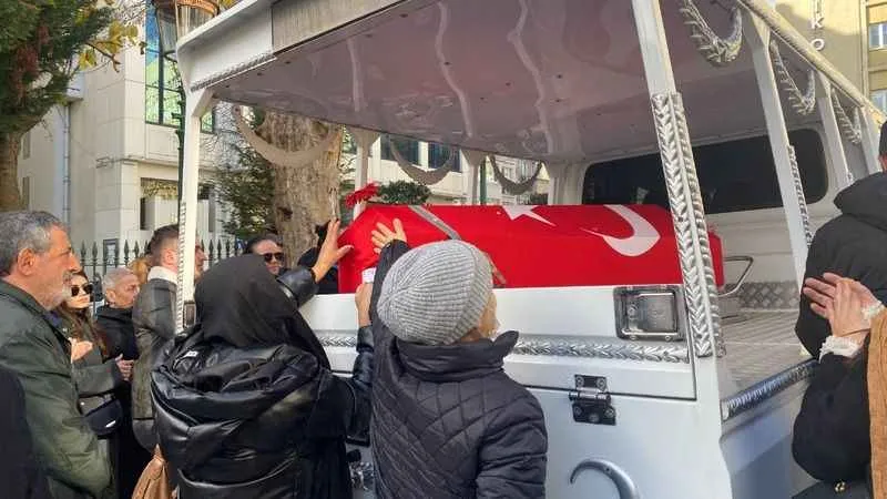Ayla Algan son yolculuğuna uğurlandı