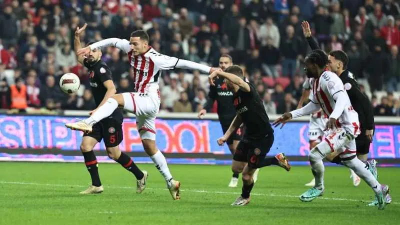 Samsunspor, Fatih Karagümrük'ü tek golle geçti